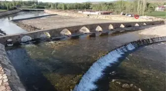 2 bin yıllık köprü motifleriyle dikkat çekiyor