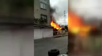 Avcılar'da yangın nedeniyle 2 kattan atlayan kişi yaralandı