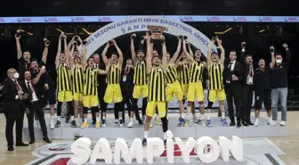 Basketbol Gençler Ligi'nde şampiyon Fenerbahçe