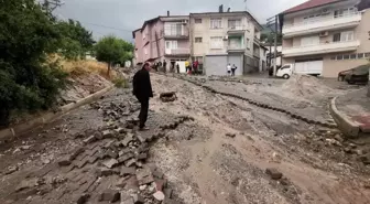 Son dakika haberi... Manisa'da sel felaketi: 17 ev hasar gördü