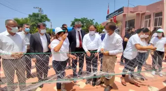 Samandağ'da balıkçı kadınlara ağ örme kursu