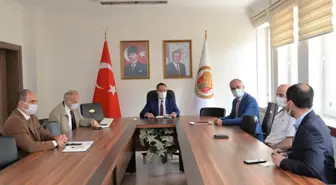 Vali Şentürk: 'Azami Dikkat Sayesinde Vaka Sayılarını Hızla Düşüreceğiz ve Eski Normallerimize Hızla Döneceğiz'