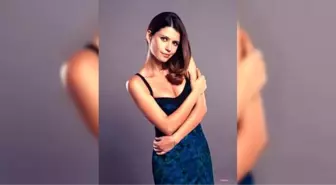 Beren Saat'in Ezgi Mola için yaptığı destek paylaşımı dikkat çekti