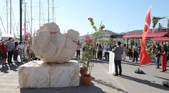 Bodrum'da denizcilerin ve süngercilerin anısına, Sünger Heykeli