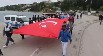 Sinop'ta 'Hayat Boyu Öğrenme Haftası' etkinlikleri kapsamında yürüyüş düzenlendi