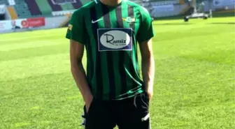 Akhisarlı futbolcu, Ahmet Çakar'dan şantaj ve dolandırıcılık gerekçesiyle şikayetçi oldu