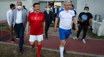 TBMM Parlamenterler Futbol Takımı, Ege Üniversitesi Masterler ile karşılaştı