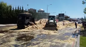 Saman yüklü tır yandı