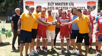 Marmaris Master Cup Futbol Turnuvası'nda Maçka Belediyesi şampiyonu oldu