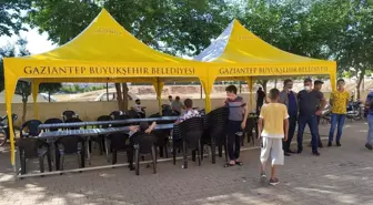 Yangından etkilenen 72 aileye büyükşehirden yardım eli