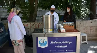 Antakya Belediyesi Ekiplerinden Sınav Öncesi Çay, Simit İkramı