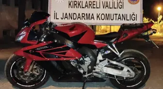 Kırklareli'nde 210 bin liralık motosikleti plakalarını değiştirip yurda sokan şüpheli yakalandı