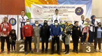 Melikgazi Taekwondo Takımı Deafolimpik branşında takım halinde şampiyon oldu