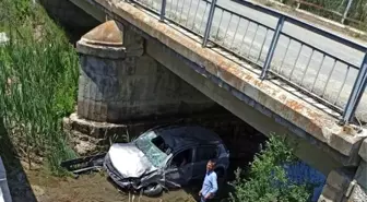 Çavdarhisar'da trafik kazası: 3 yaralı