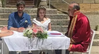 Deniz Uğur ve Erdinç Gülener dünyaevine girdi