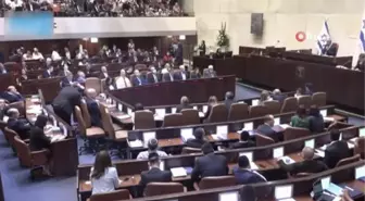 İsrail'de 12 yıllık Netanyahu dönemi sona erdiİsrail'in yeni Başbakanı Naftali Bennett oldu