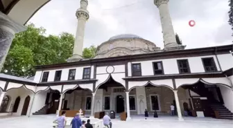 Emirsultan türbesi ziyarete açıldı