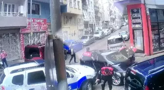 Son dakika... 'Dur' ihtarına uymayarak polise çarpan sürücü böyle yakalandı