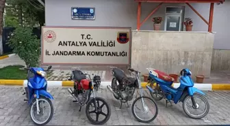 Motosiklet hırsızları yakalandı