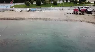 Caddebostan sahilindeki müsilaj yoğunluğu azaldı