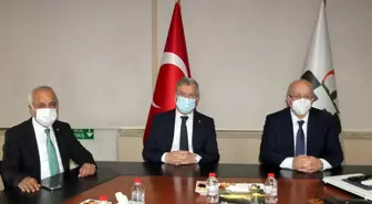 Uçarmak: 'Sektörlerin sorunlarının çözümüne ilişkin yasal düzenlemeler yapıyoruz'