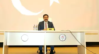 Valimiz Mustafa Masatlı, Taşova Köy ve Mahalle Muhtarları Toplantısına Başkanlık Etti