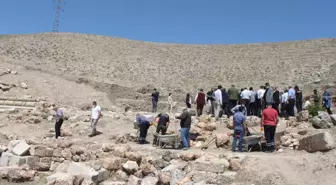 Afyonkarahisar Valisi Çiçek, Dinar'da incelemelerde bulundu