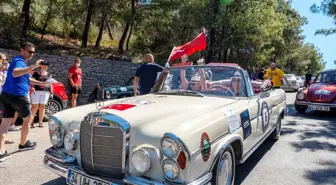 Klasik otomobiller Bodrum'da buluştu