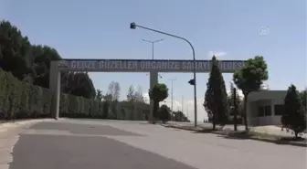 Mobil aşı ekipleri 'sanayi kenti'nde üretimin aksamaması için seferber oldu