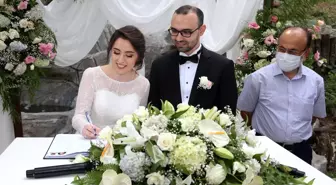 Vali Canbolat Kılıç ve Kartaloğlu Ailelerinin Nikah Törenlerine Katıldı