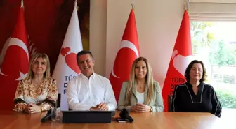 TDP Genel Başkanı Sarıgül: 'Dr. Özlem Türeci ve Dr. Uğur Şahin'e devlet nişanı verelim'