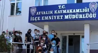 Ayvalık'ta denizde yakalan FETÖ üyelerine tutuklama yağdı