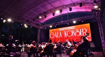 Mersin Devlet Opera ve Balesi, gala konseriyle sanatseverlerin karşısına çıktı