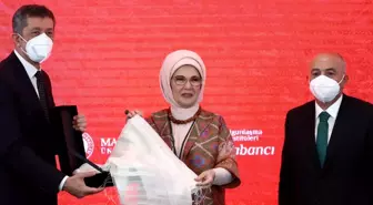 Emine Erdoğan, Türkiye'nin ilk 'Dokuma Atlası Sergisi'ni gezdi (2)