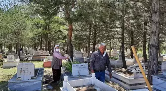 Bahadın'da imece yoluyla mezarlık temizliği