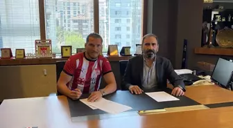 Koray Altınay resmen Sivasspor'da