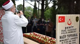 Şehit Polis Topsakal mezarı başında anıldı