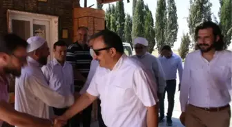 Suriye'nin kuzeyinde İmam Hatip okulları arası Kur'an-ı Kerim'i güzel okuma yarışması düzenlendi