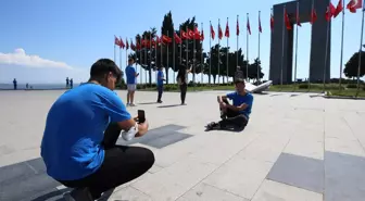 Gelibolu Yarımadası'nı gezen 'Genç Adımlar' tarihi yerinde öğrendi