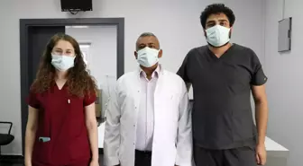 İzinli gününde Kovid-19 aşılaması yapan hemşire eşine 9 saat yardım eden doktor konuştu