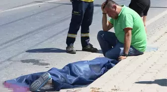 Korkunç kazada babasını kaybetti, çaresizce başında ağladı