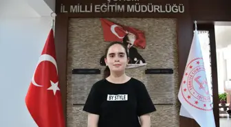 LGS'den 500 tam puan alan Aleyna Yüksel'den ders çalışma tavsiyesi
