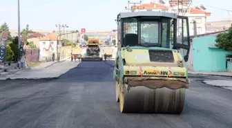 Yunak'ta sıcak asfalt çalışmaları