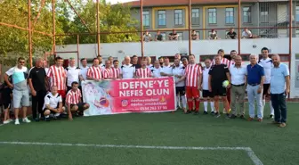 Eski futbolcular, Defne bebek için sahaya çıktı