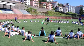 Futbol okuluna yoğun ilgi