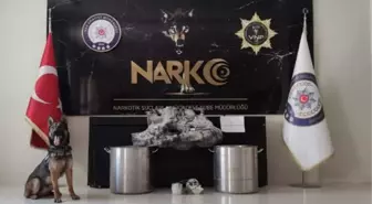 Narkotik köpeği 'Thor', otomobilin yakıt deposunda 69 kilo metamfetamin buldu