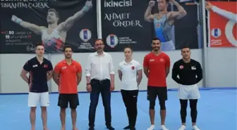 Olimpik sporculara Bakan Kasapoğlu morali