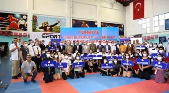 Vali Ali Hamza Pehlivan, Türkiye Ferdi Kick Boks Şampiyonasının Açılış Törenine Katıldı