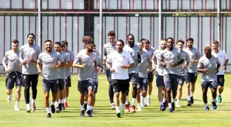 Samsunspor'da 16 futbolcu ayrıldı, 12 futbolcu transfer edildi