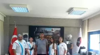 Başarılı sporcular Akçal'ı ziyaret etti